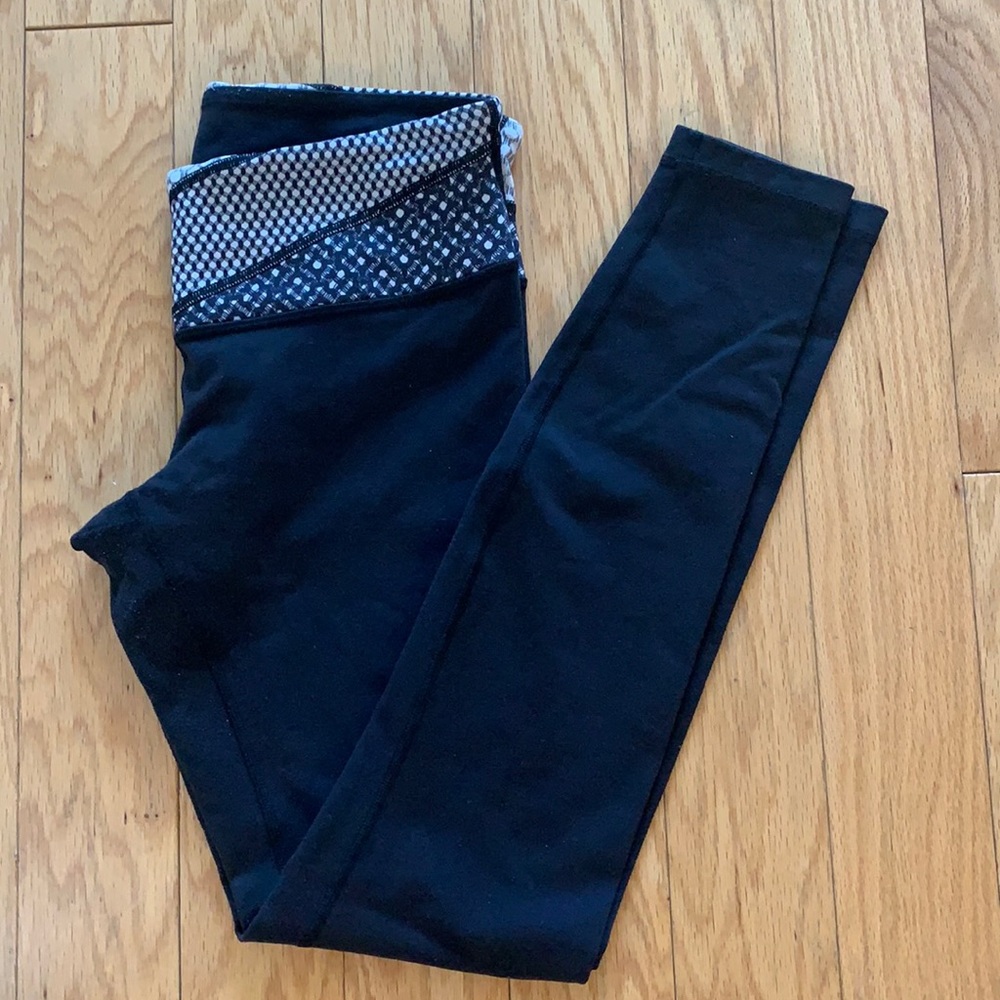 Lululemon Black Leggings - Patterned Waistband